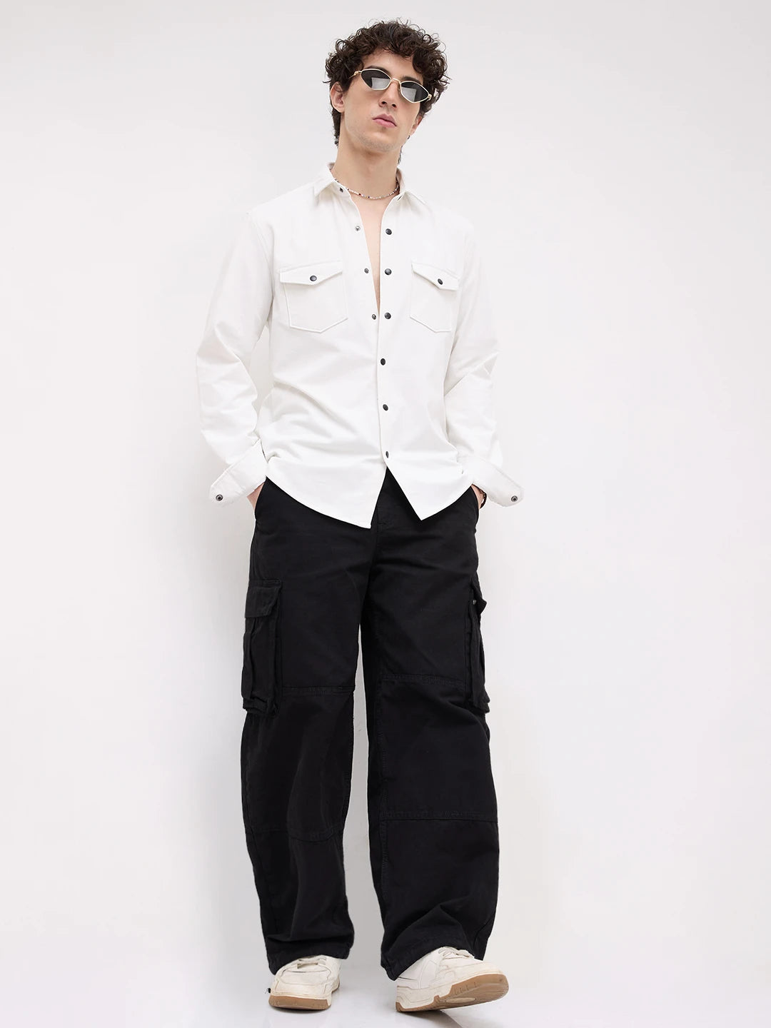 Snow White Twin Pocket Knitted Shirt